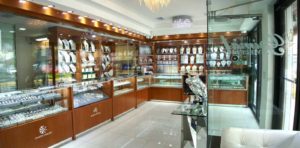 local comercial de Grimal Joyerias en la calle 8 de Miami