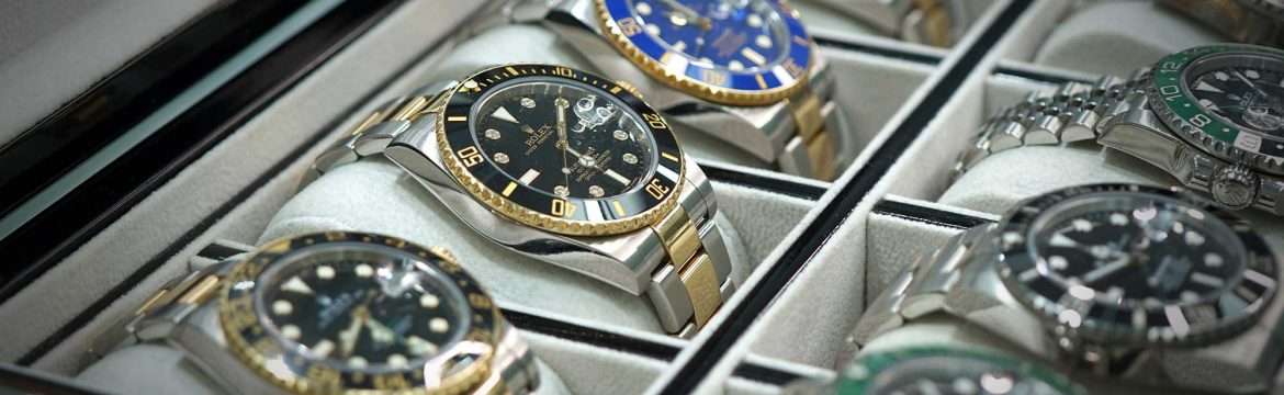 Rolex Submariner Price Guide | Grimal Jewelry 5 Display de relojes de lujo de Grimal joyeria