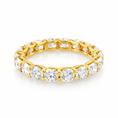 Home 40 Gold ring with sparkling diamonds