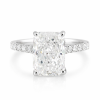 Elegant diamond engagement ring design